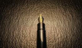 品味经典与价值，探索黑牌威士忌的价格艺术