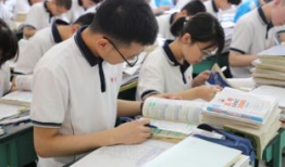 高考状元的待遇有多好 高考状元最高分