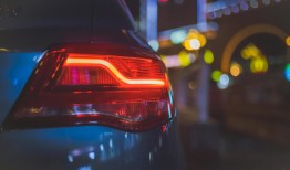 理想汽车，中国新能源汽车市场的创新者与挑战者
