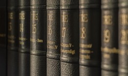 探索文学的宝藏，文学百科全书概览