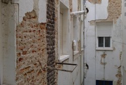 探究水泥房的尺寸要求，建造舒适与实用的居住空间