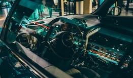 蔚来汽车，电动革命的先锋，最新资讯报道视频深度解析