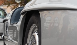 理想汽车，创新与挑战并存的智能电动车品牌