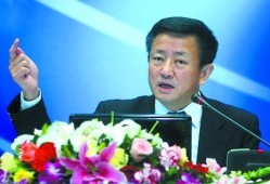 昆明峰会参会嘉宾樊纲