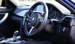 2020款蔚来汽车，未来出行的智能选择