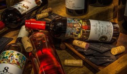 葡萄酒艺术，掌握倒红酒的正确方法与优雅礼仪