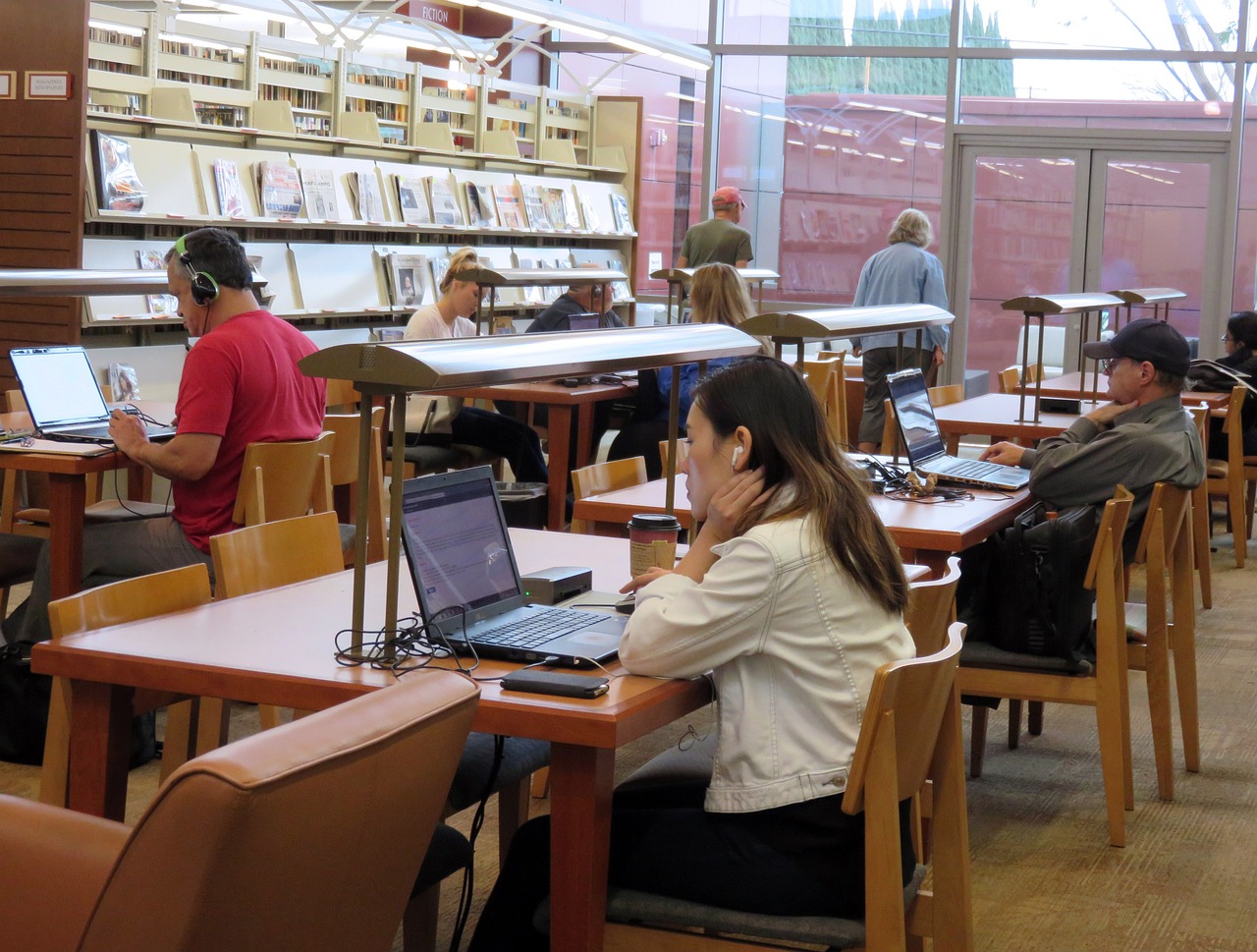 一般二本建议考研学校