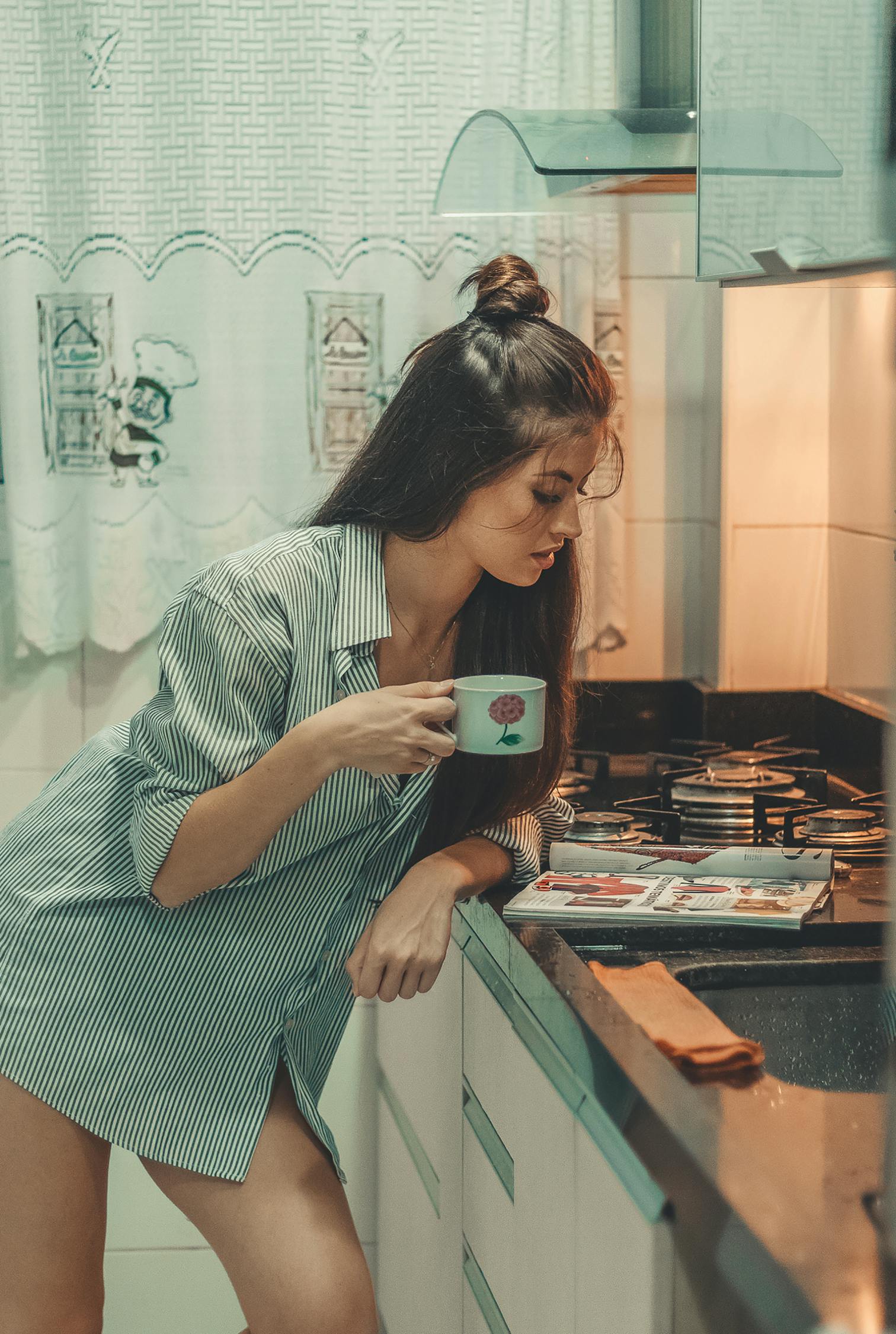 美丽蜕变，章若楠坦诚面对外貌变化的勇气与智慧