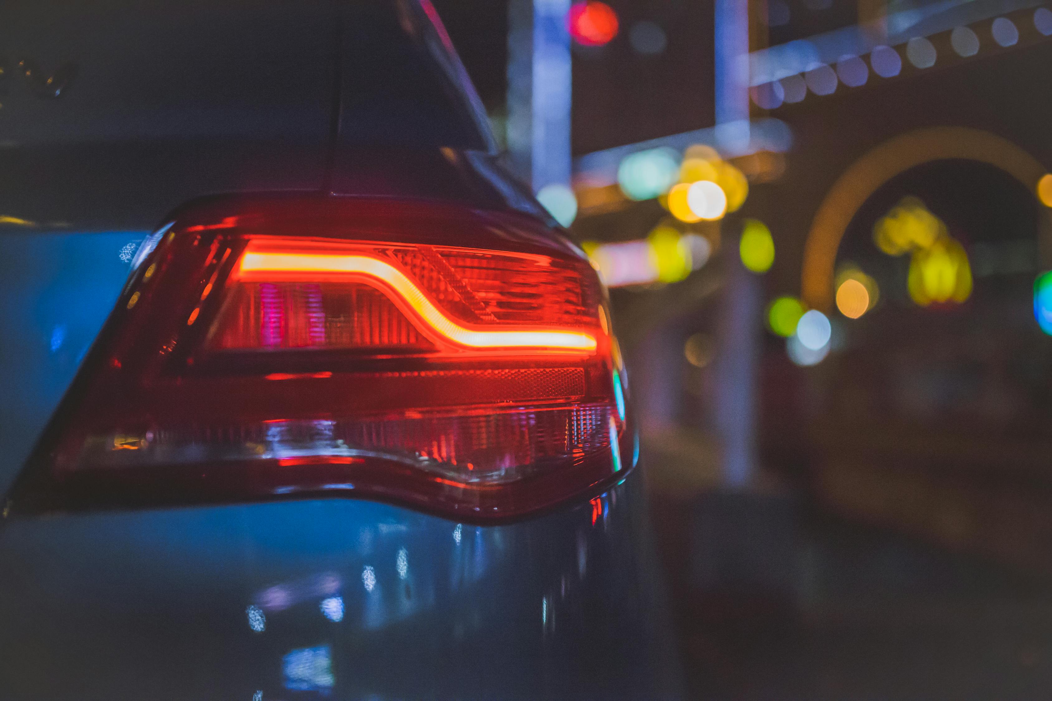 理想汽车，中国新能源汽车市场的创新者与挑战者