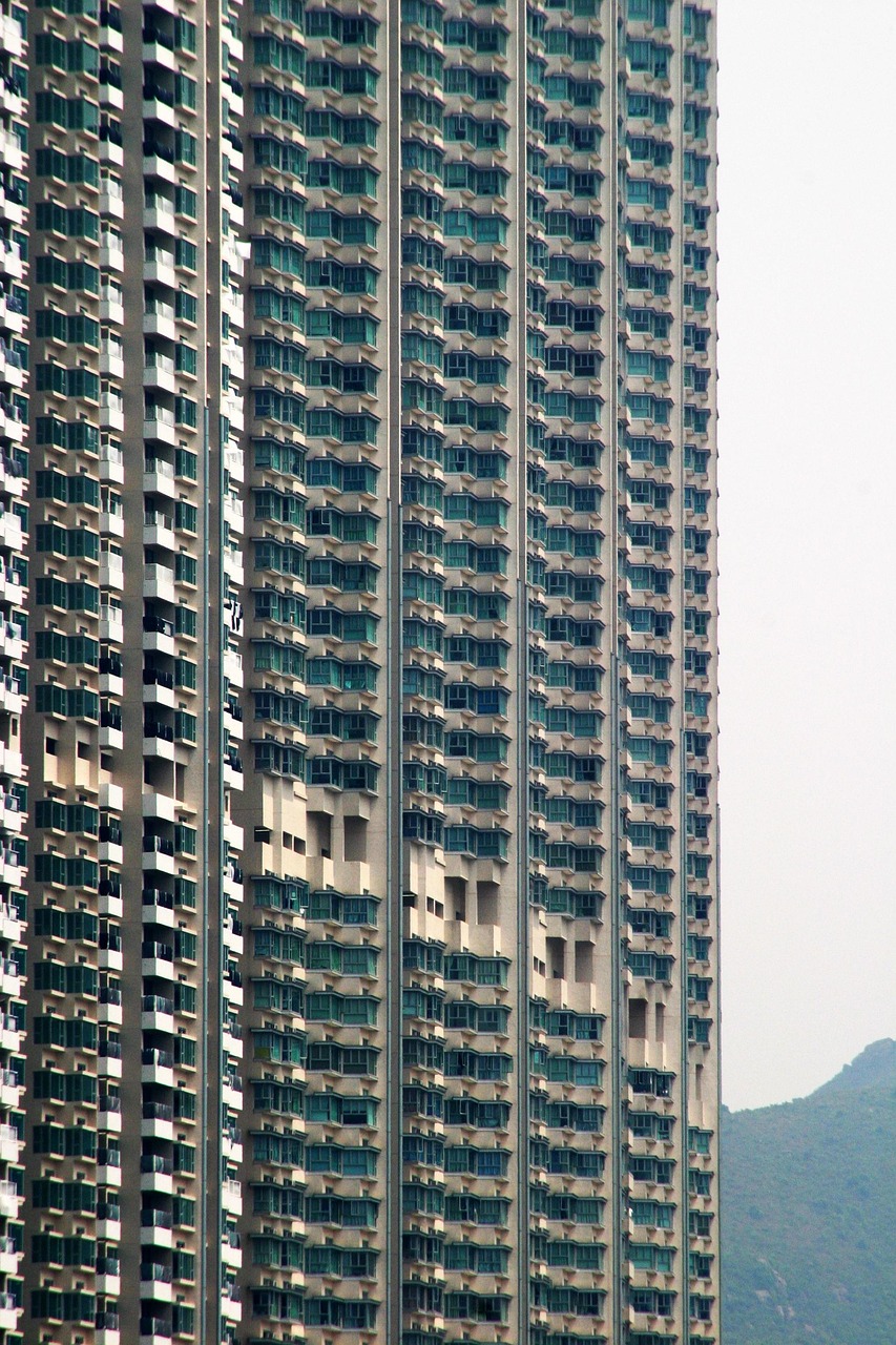 探索住宅房屋的多样性，从单户住宅到高层公寓