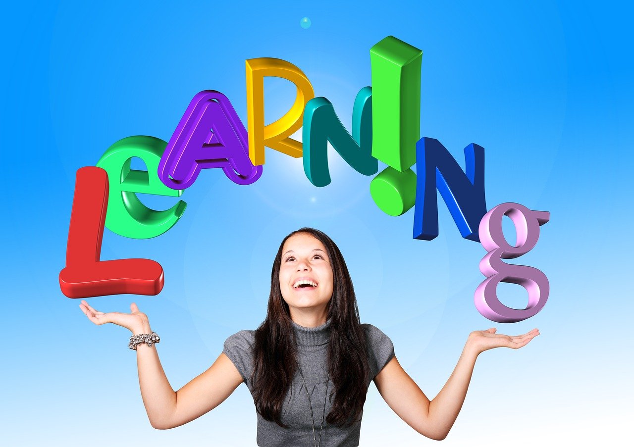 探索语言的奥秘，普通话中的房字为何读作pang